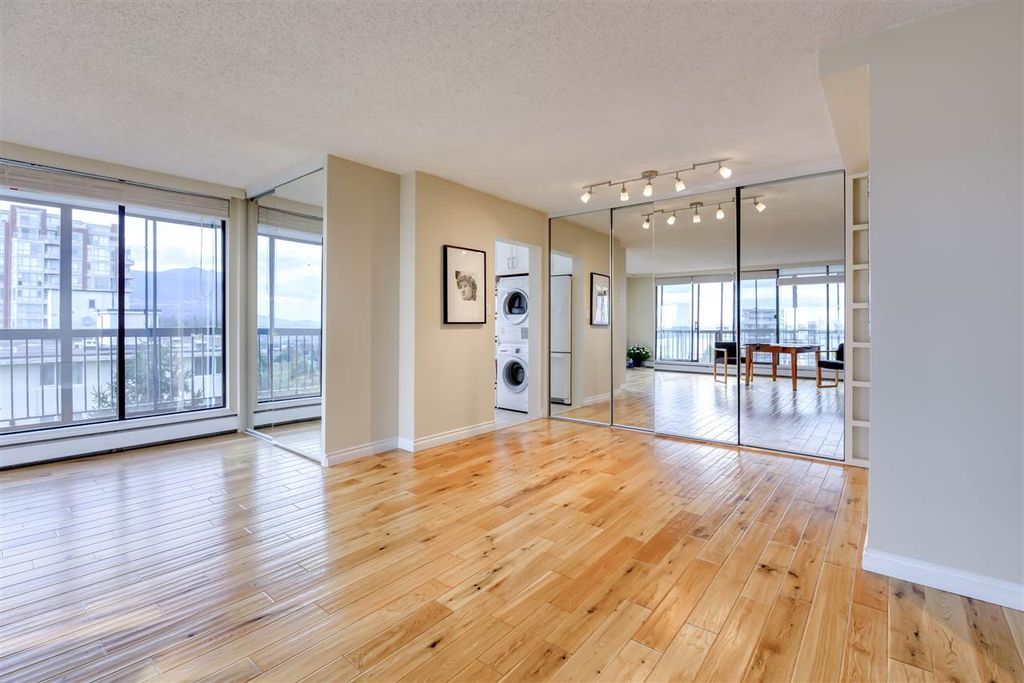 listing image 1101511659997264662