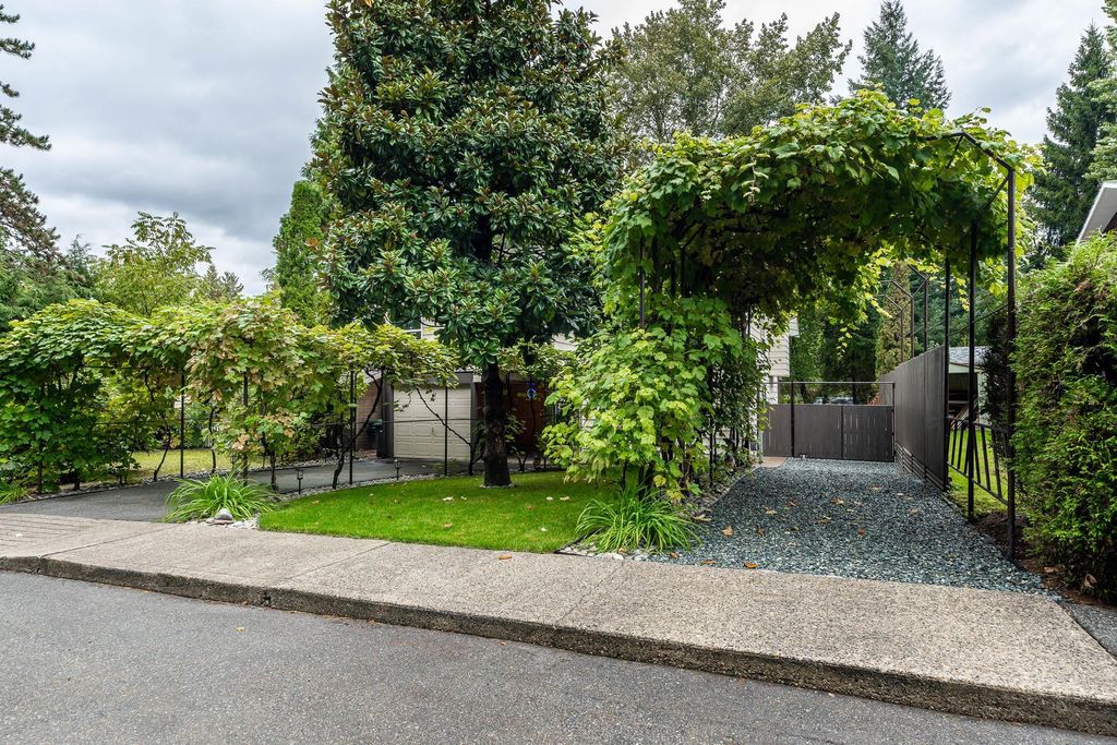 listing image 1102694897408655293