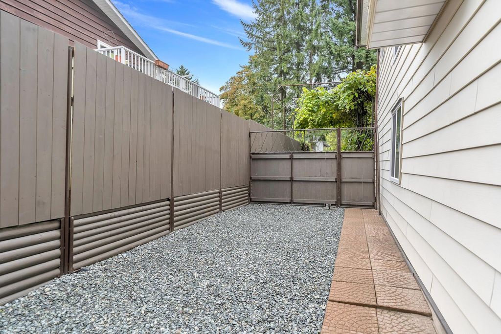 listing image 1107003072056095538