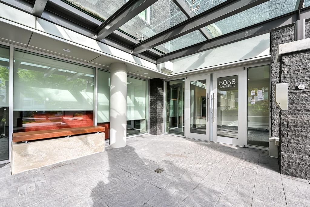 listing image 1106284159042838570