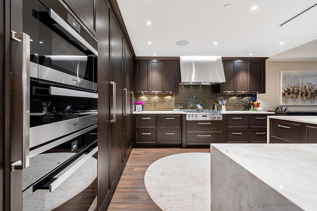listing image 1106978573598897675