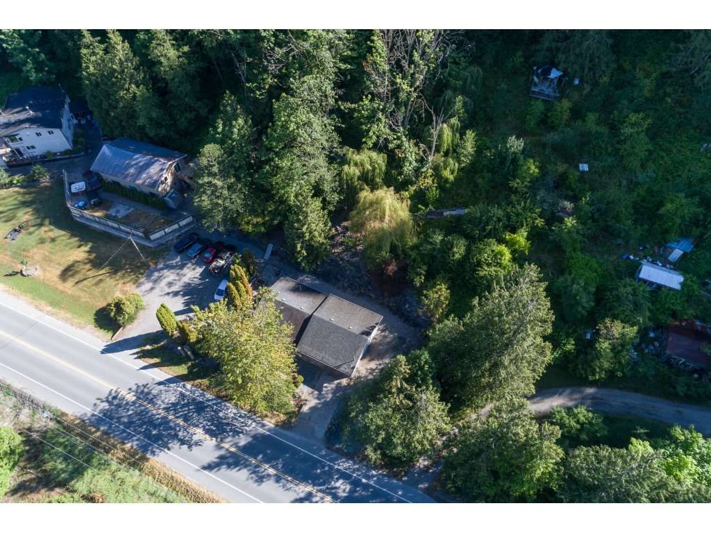 listing image 1105593646910492402