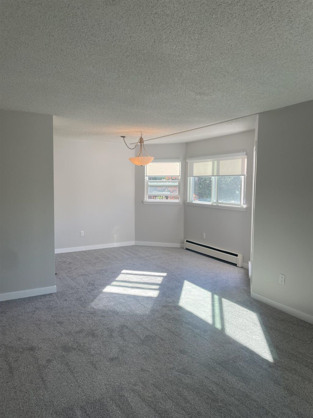 listing image 1109208042711060024