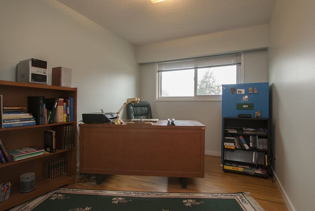 listing image 1106391974217763366