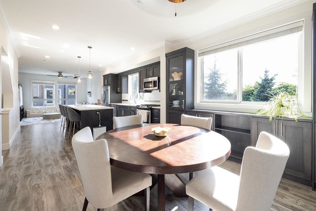 listing image 1101647929907511736