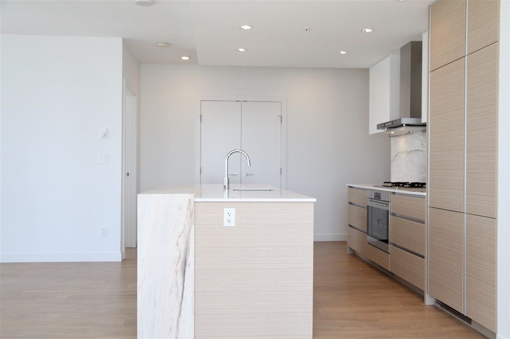 listing image 1107063865490169072