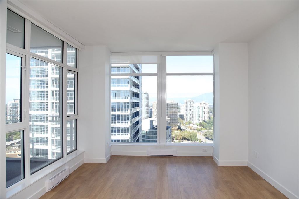 listing image 1105585520746439943