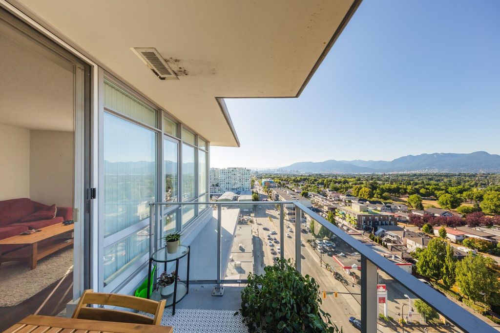 listing image 1102137264341060407