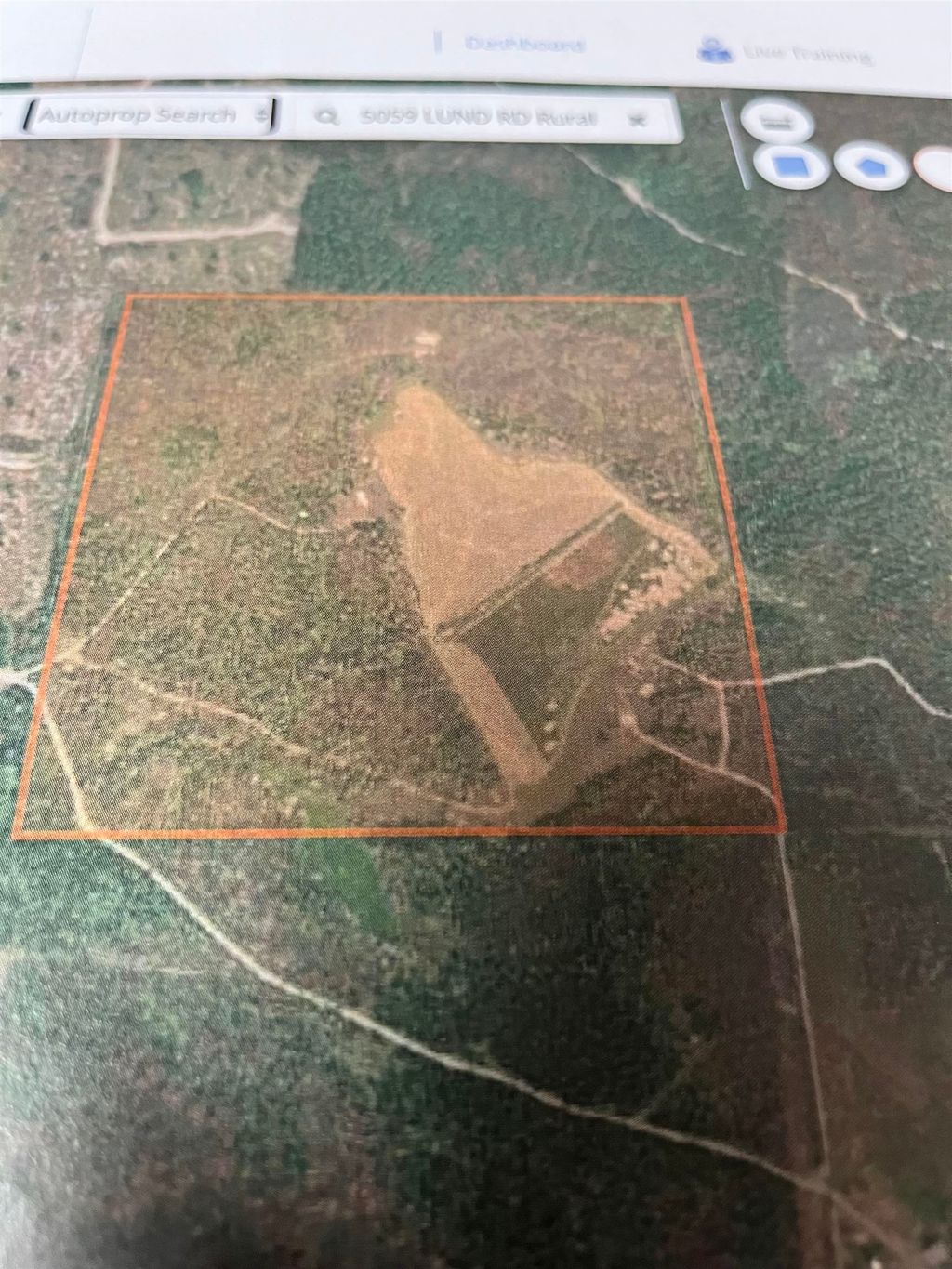 listing image 1102025616680106232