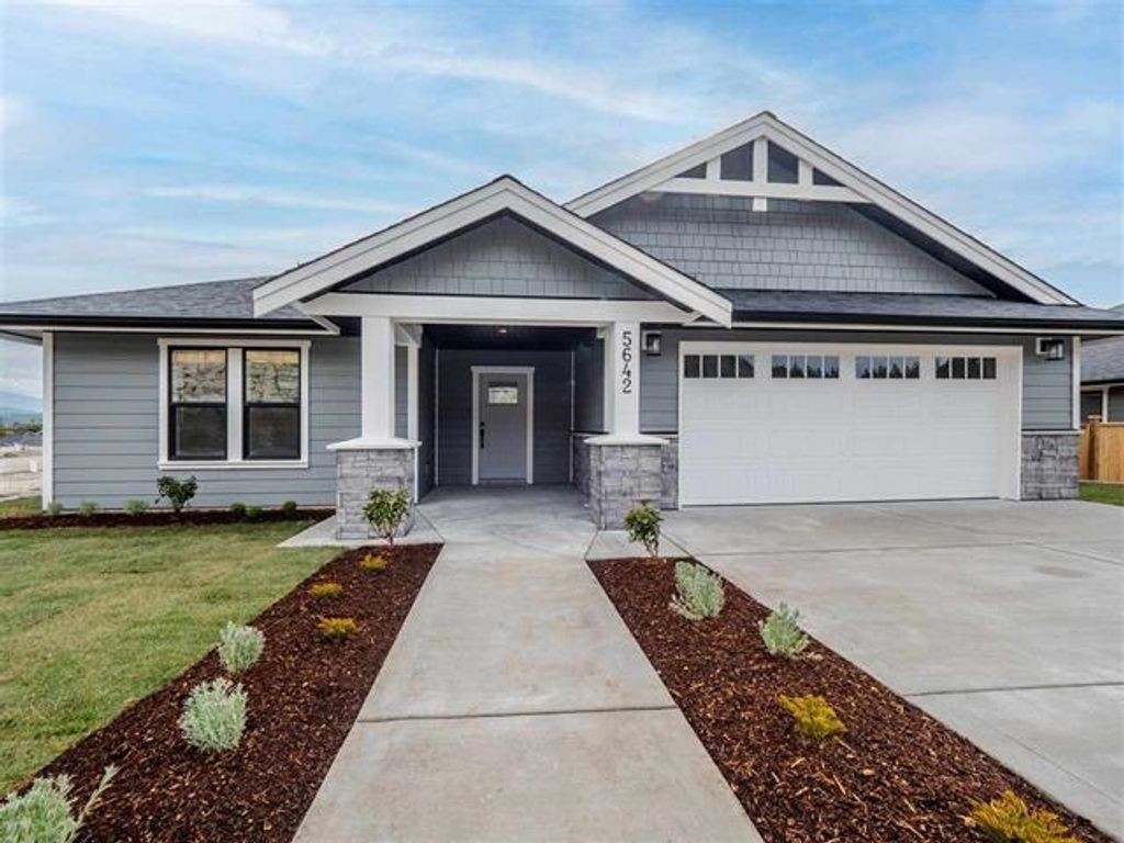 listing image 1108596759515469315