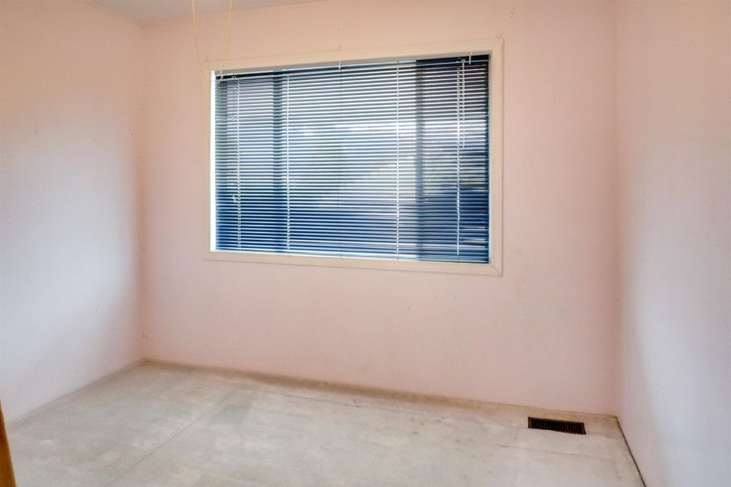 listing image 1101770747348907995