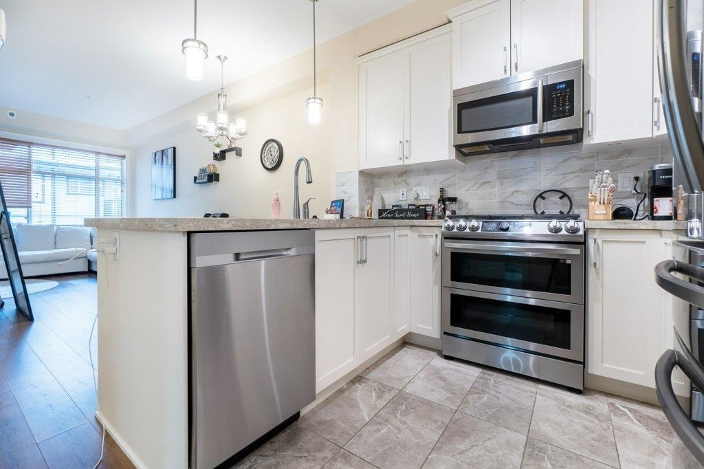 listing image 1107017408547442411