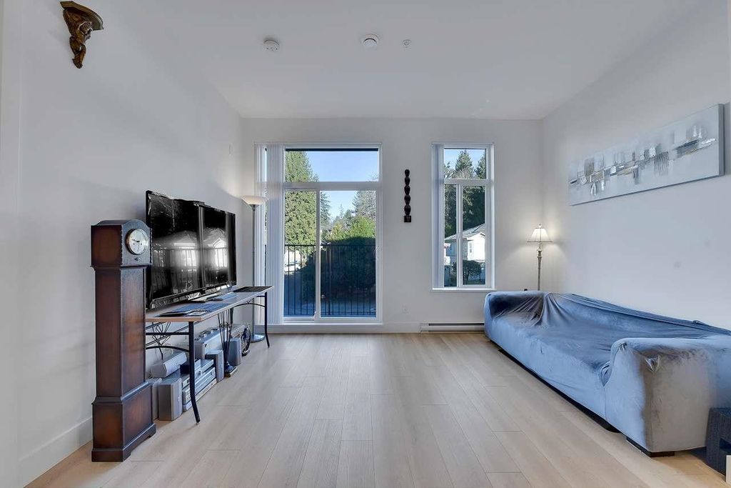 listing image 1100989528505841527