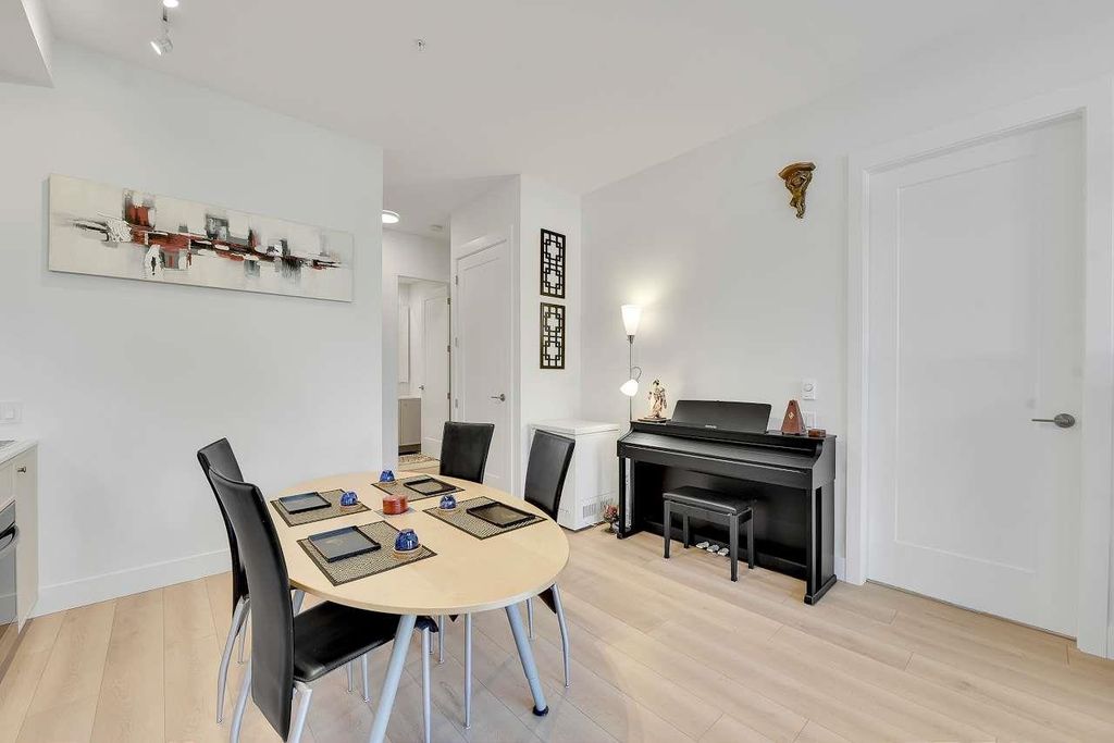 listing image 1103308750895129012