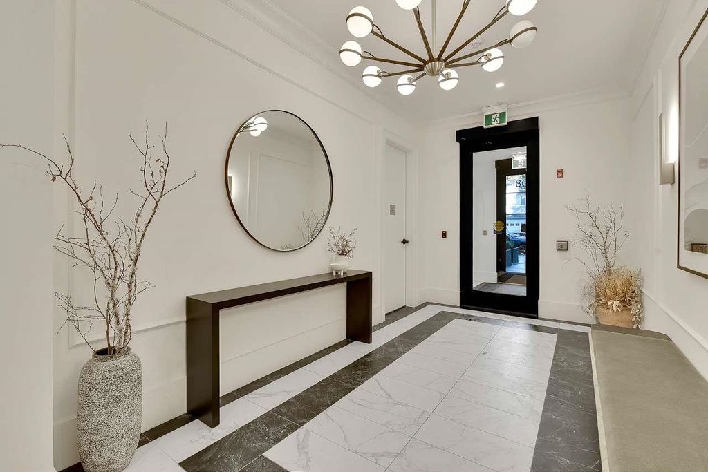listing image 1104536065605286094