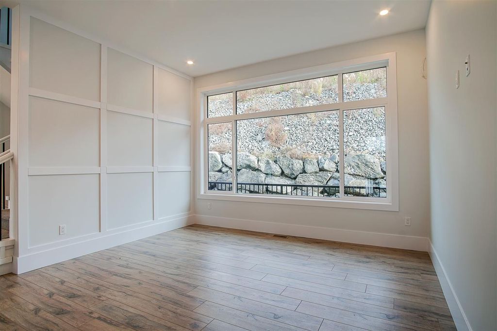 listing image 1101720852836225934