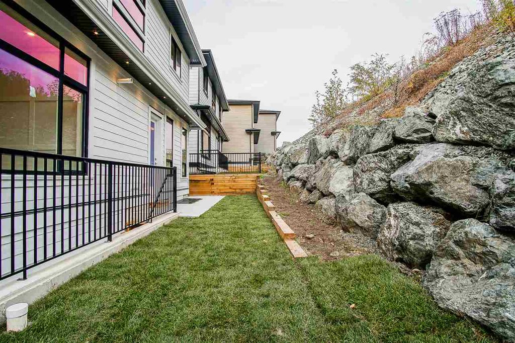 listing image 1103232522548176538