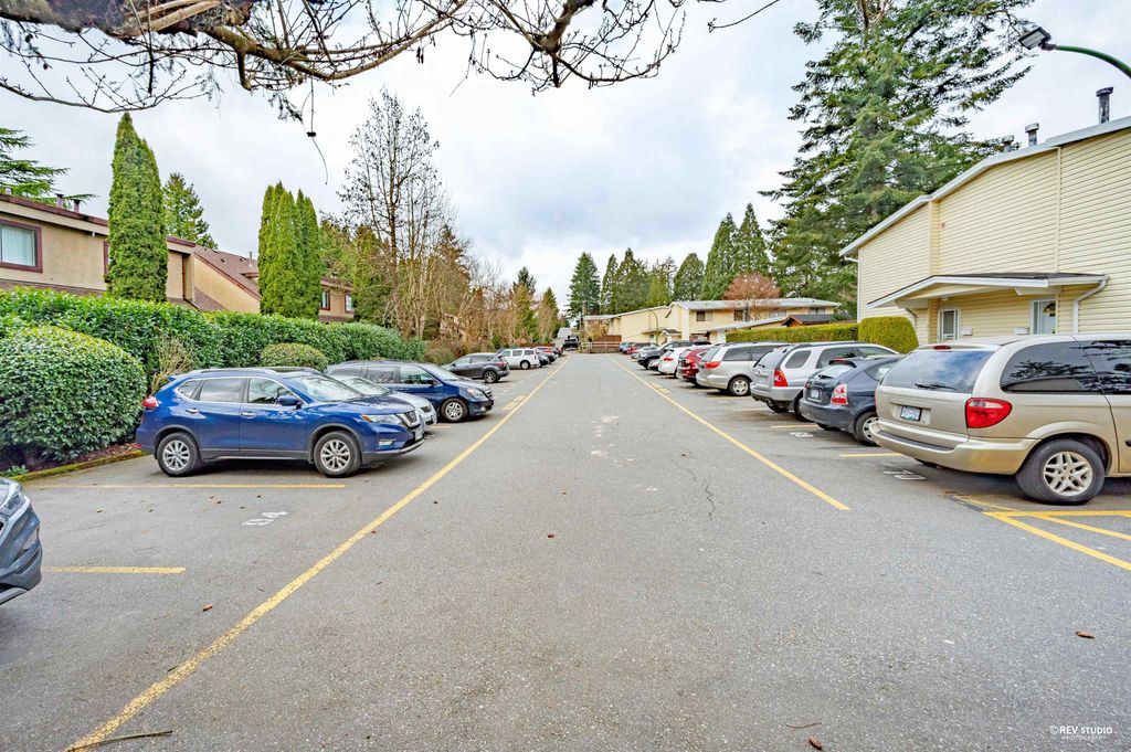 listing image 1107916750479521331