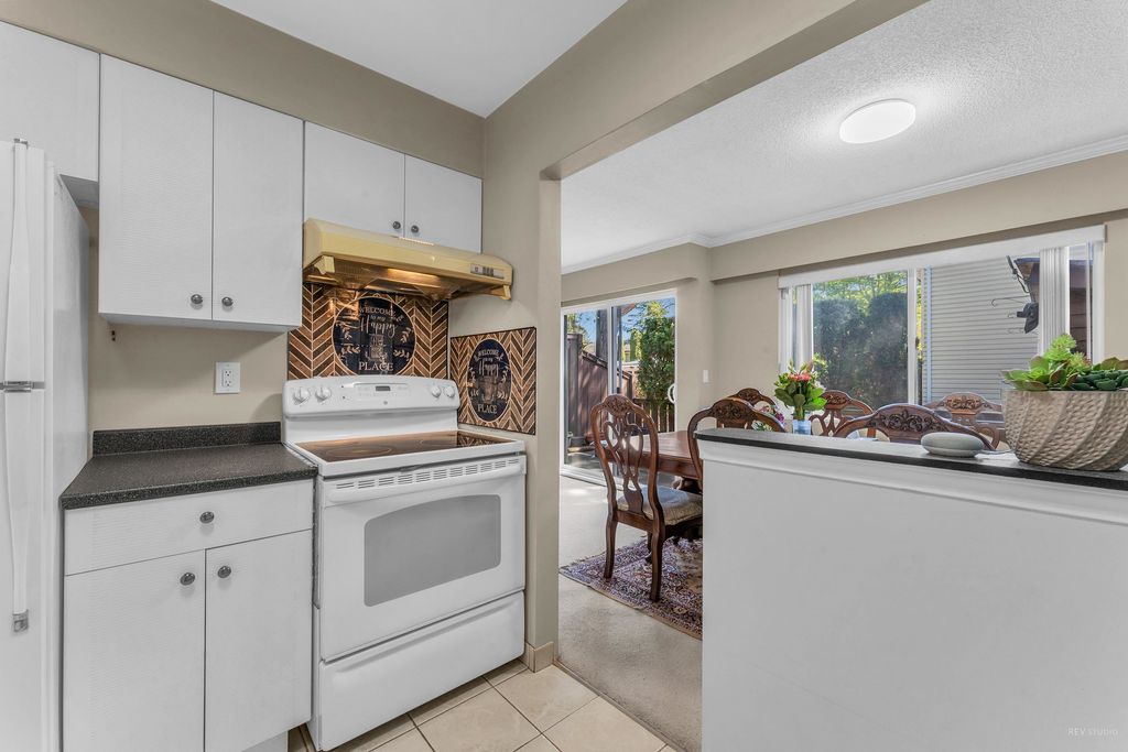 listing image 1109499156363827666