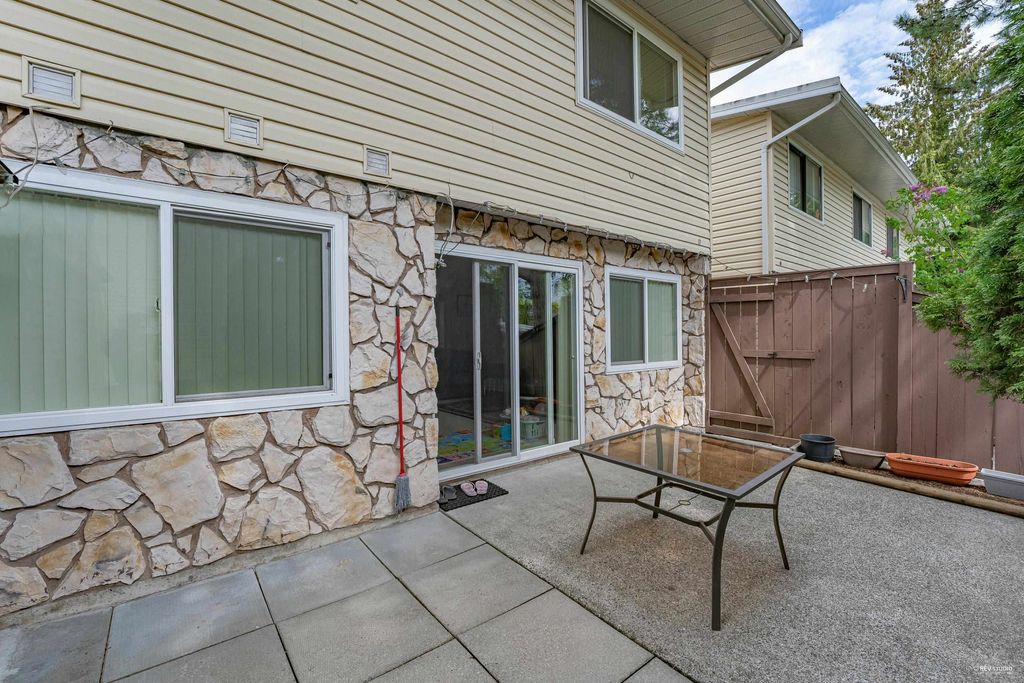 listing image 1106510651700868184