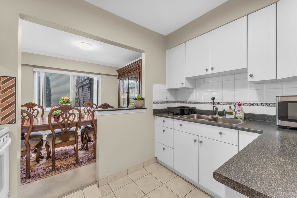 listing image 1108236068248228030