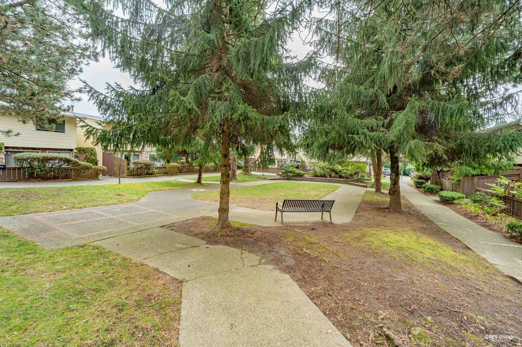 listing image 1106997246644805817