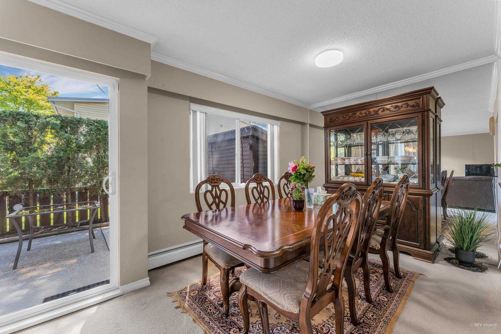 listing image 1105028141258691057