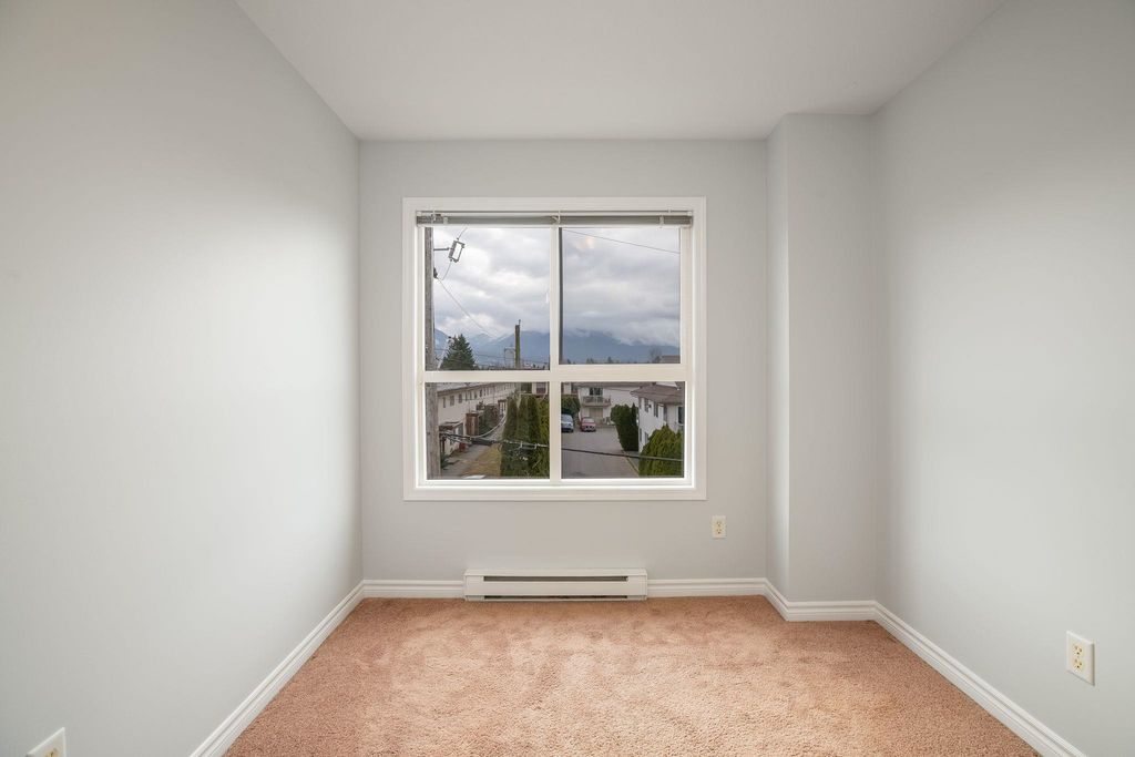 listing image 1102074282168027963