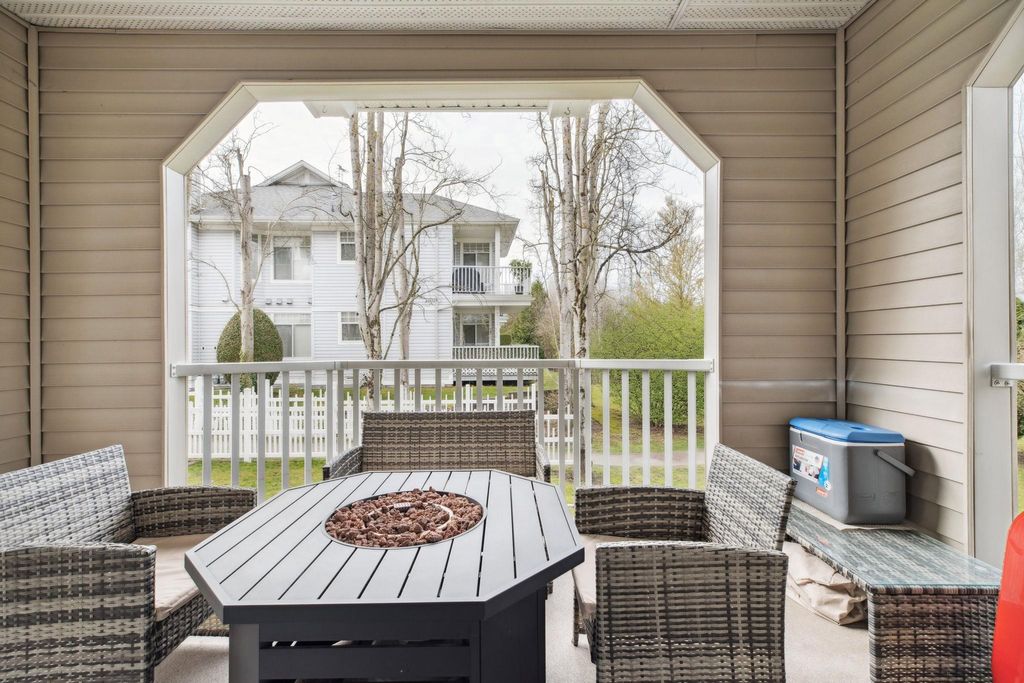 listing image 1100914930834158530