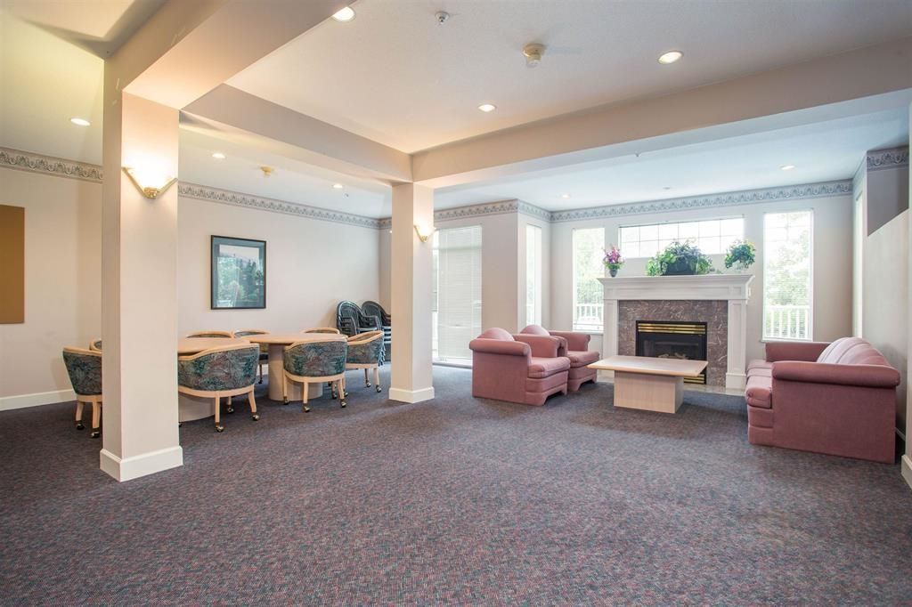 listing image 1103370313525469904
