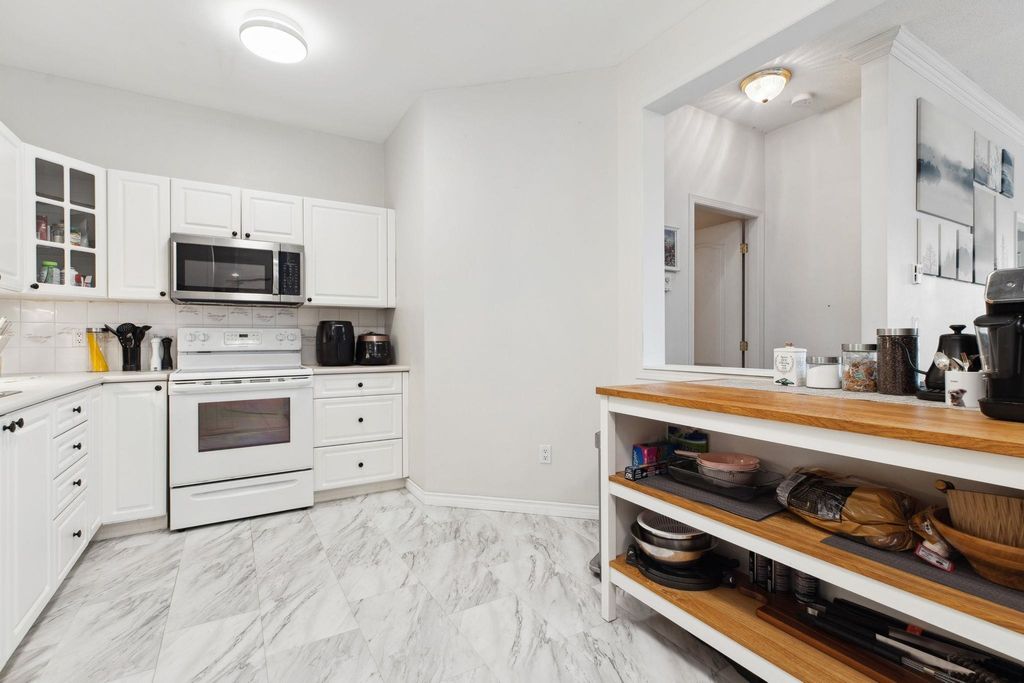 listing image 1107706290792920876