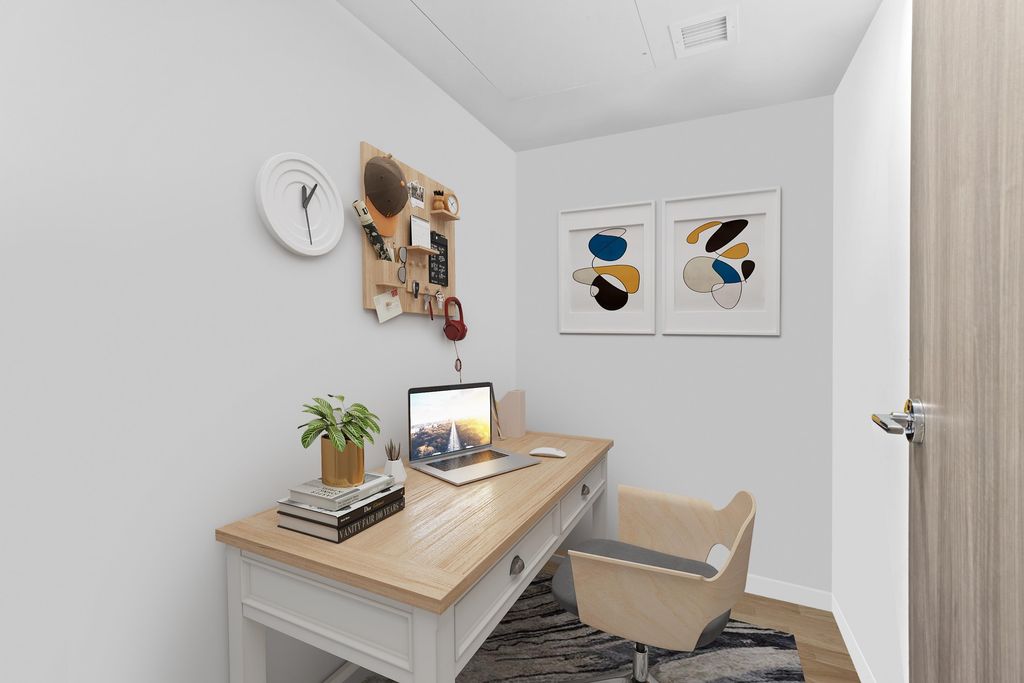 listing image 1108609870656348881