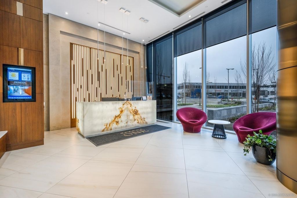 listing image 1100808673150012483