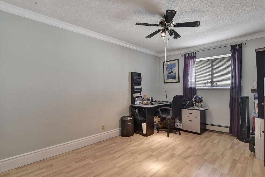 listing image 1102254749468627856