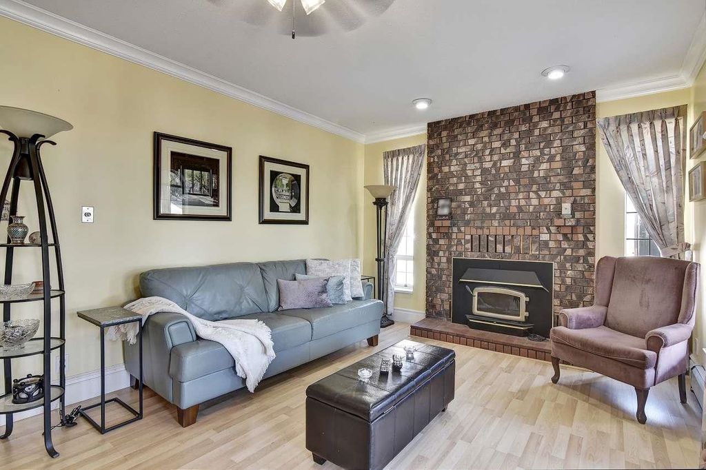 listing image 1103227160729120872