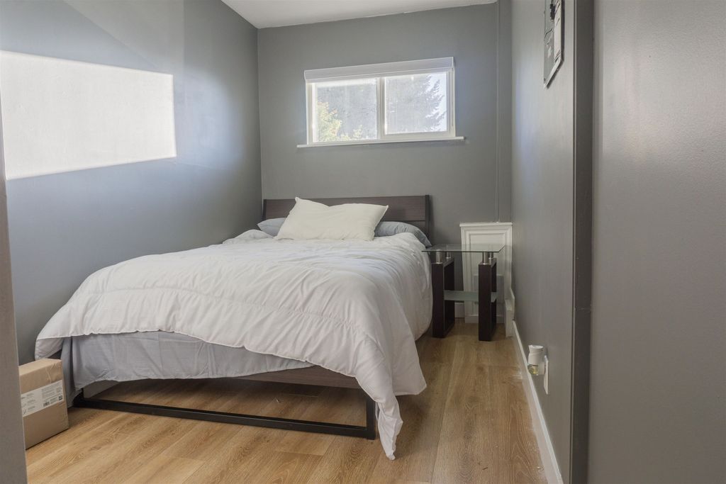listing image 1102864893329297753
