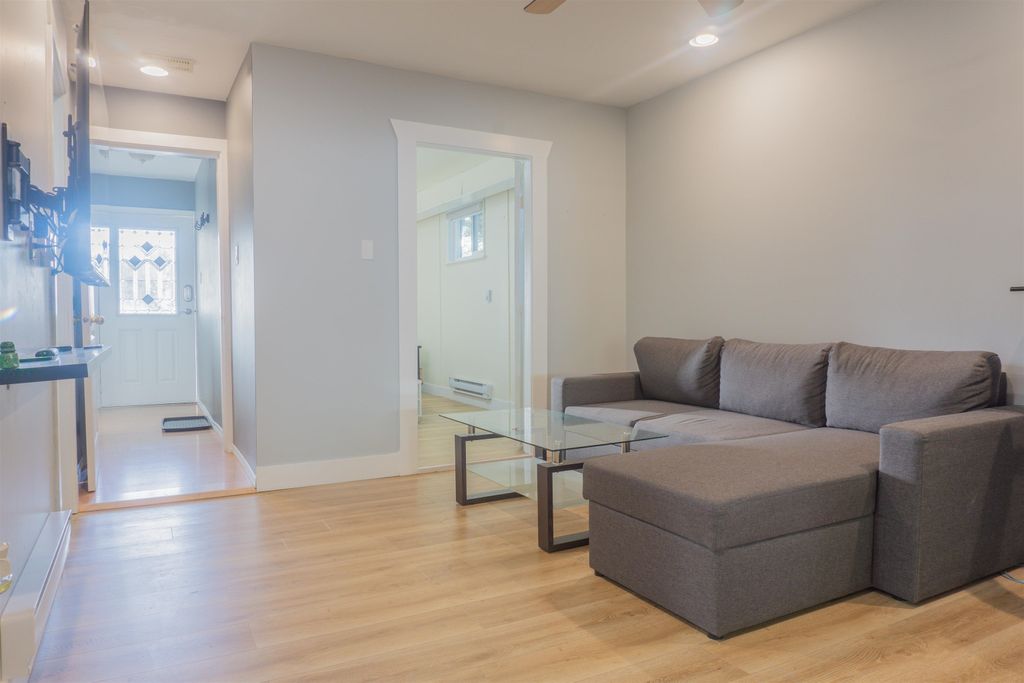 listing image 1106018031113548875