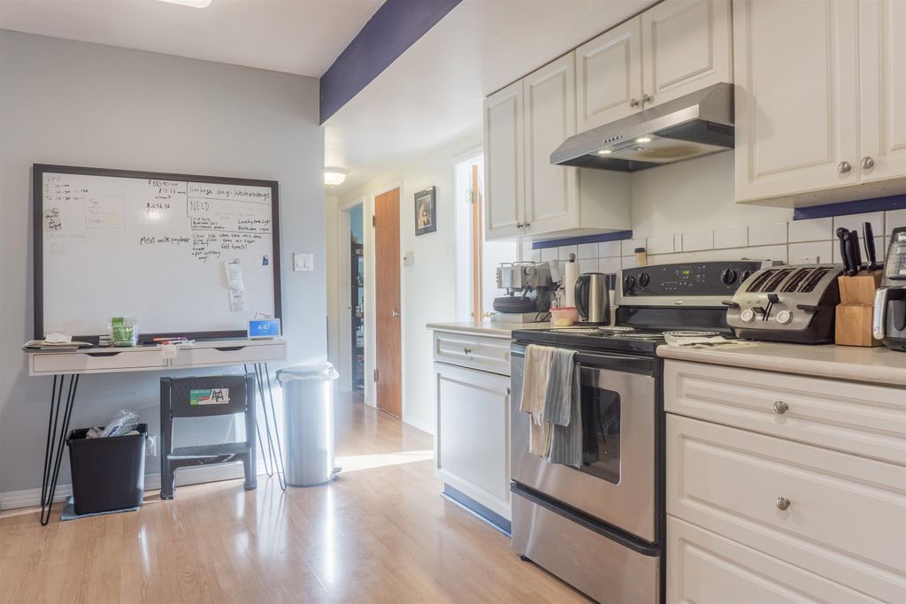 listing image 1109320879107175906