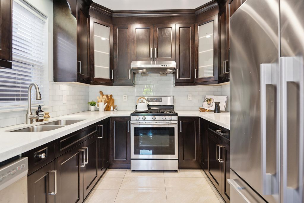 listing image 1103095568621435795