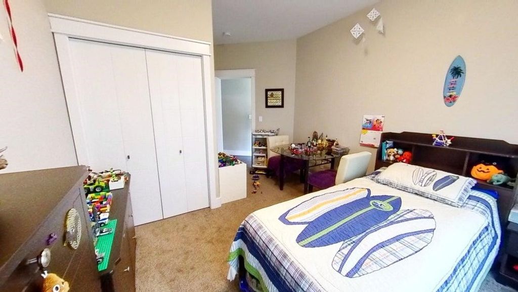 listing image 1105229552448002260