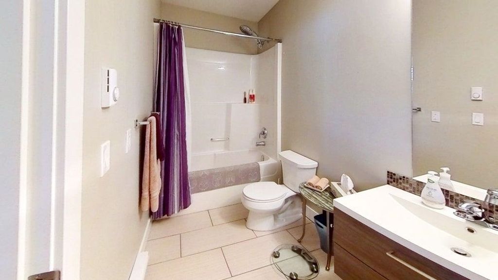 listing image 1103027217583903650