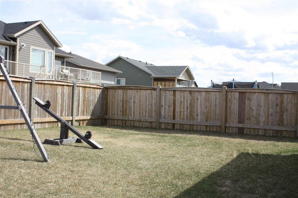 listing image 1107432150992776873
