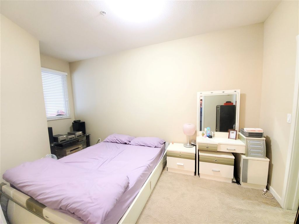 listing image 1108491378982897813