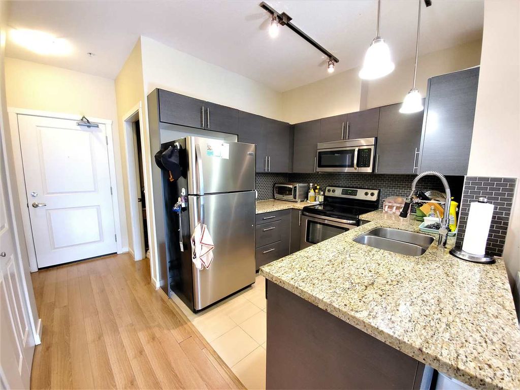 listing image 1106716148444326501