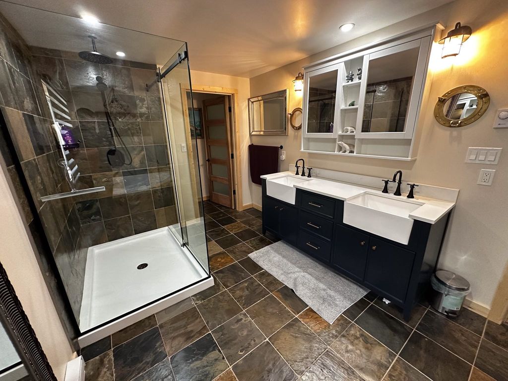 listing image 1105109704510492300