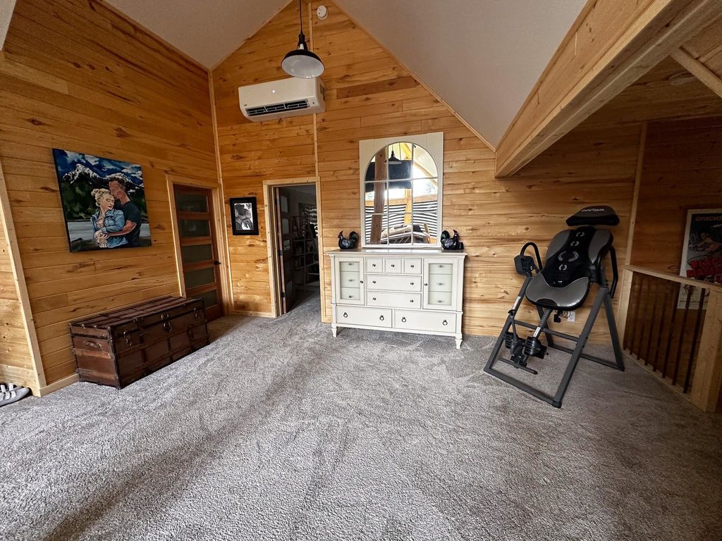 listing image 1108144710294138434