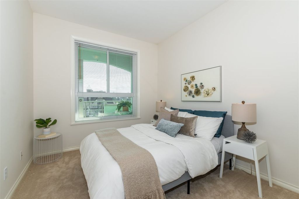 listing image 1103730027681731705