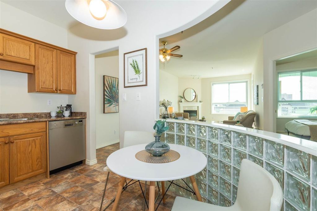 listing image 1100343153669317727