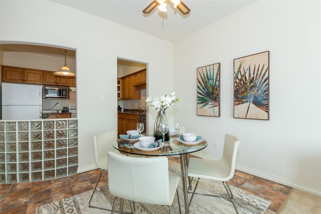 listing image 1102933205728255114