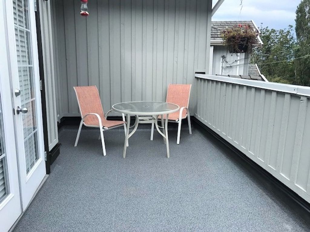 listing image 1101717677671223584